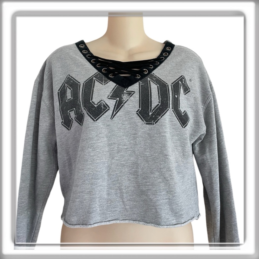 AC/DC Cropped Graphic Long Sleeve Sweatshirt Pullover Gray Concert Size Medium